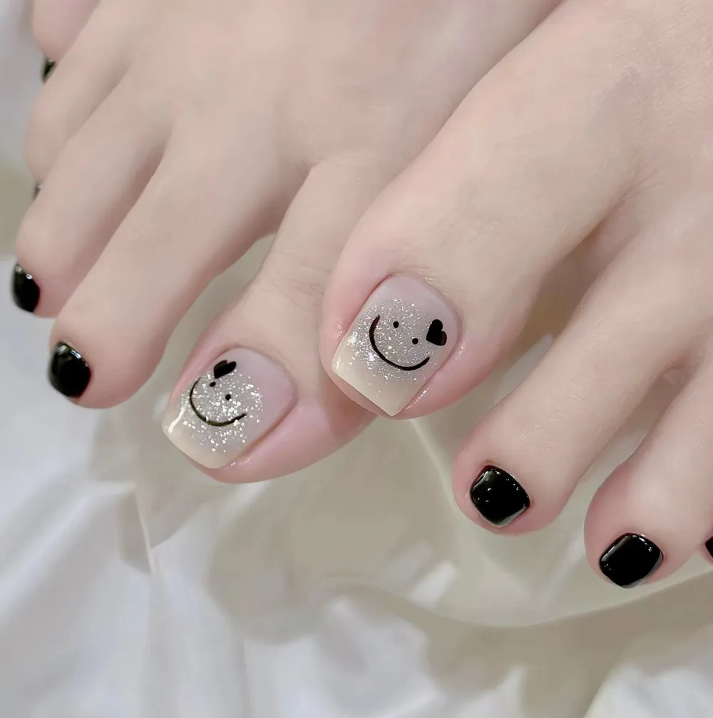 màu nail chân tôn da dễ thương