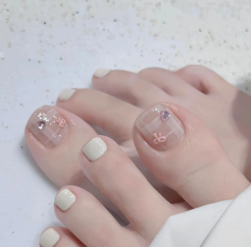 màu nail chân đẹp tôn da đẹp mắt