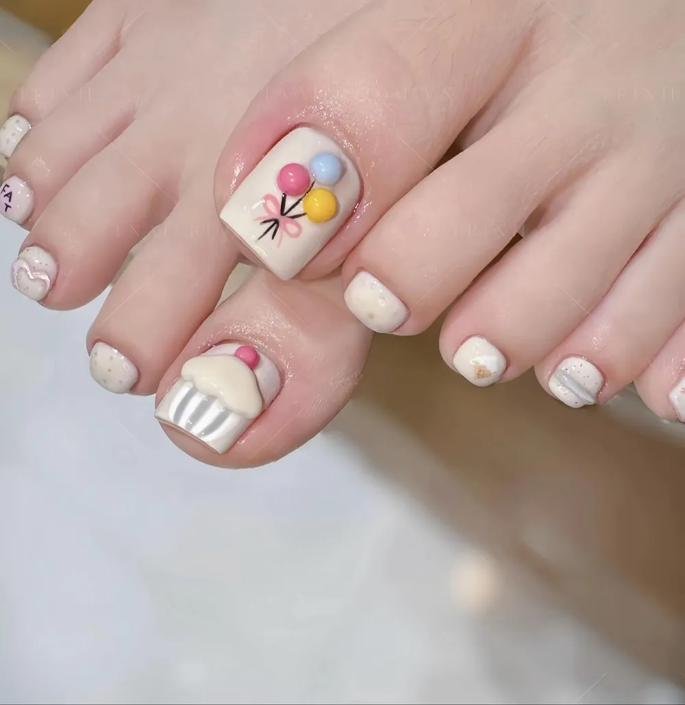 màu nail chân tôn da đẹp mắt