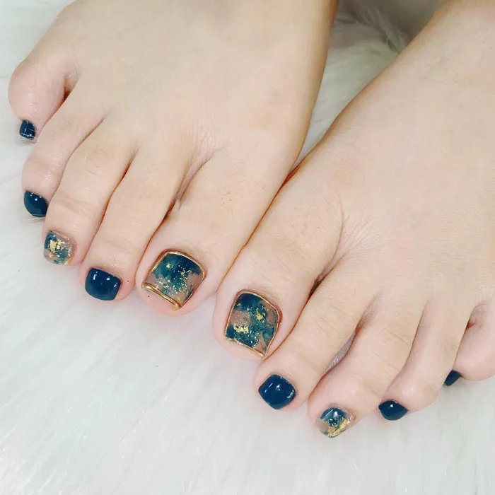 nail chân màu xanh dương nhạt đẹp mắt