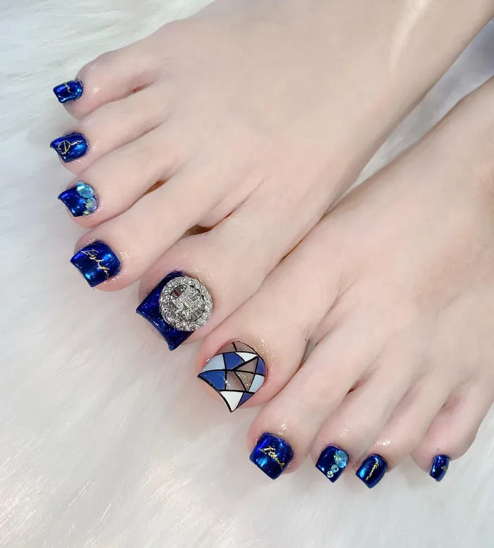 mẫu nail chân xanh dương