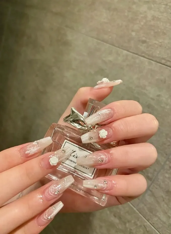 mẫu nail tay đẹp hottrend mới nhất