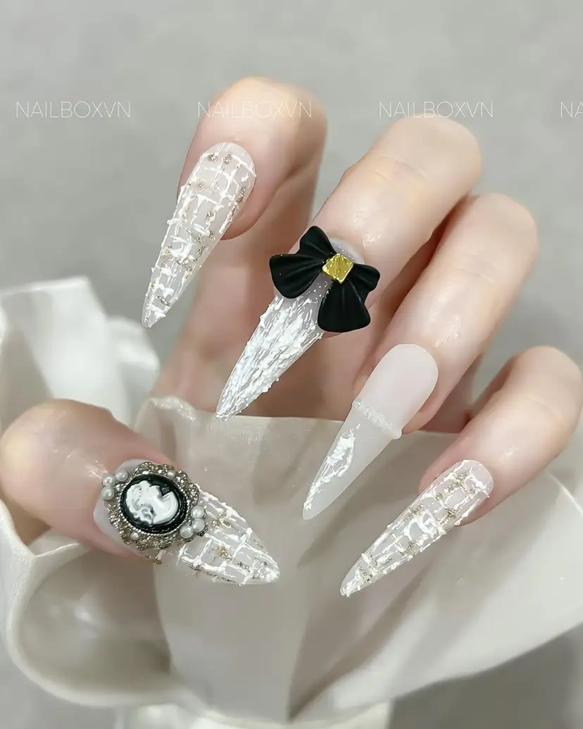 mẫu nail box đẹp đơn giản hoàn hảo