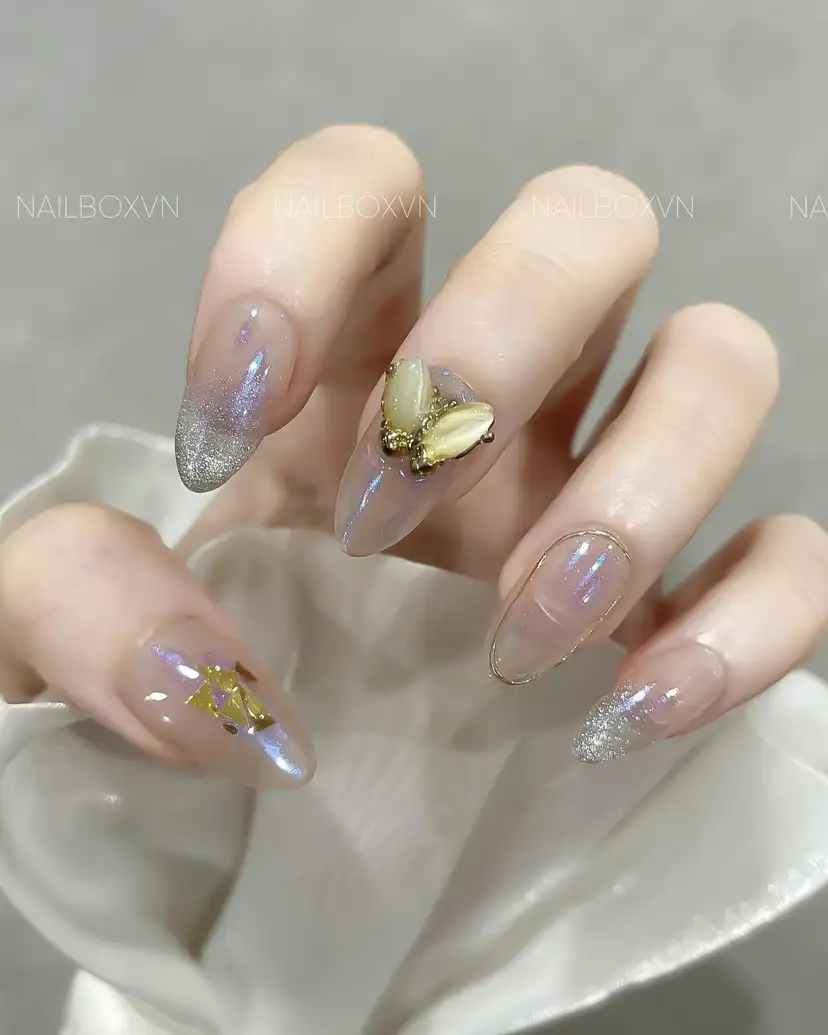 nail box đơn giản không đụng hàng 