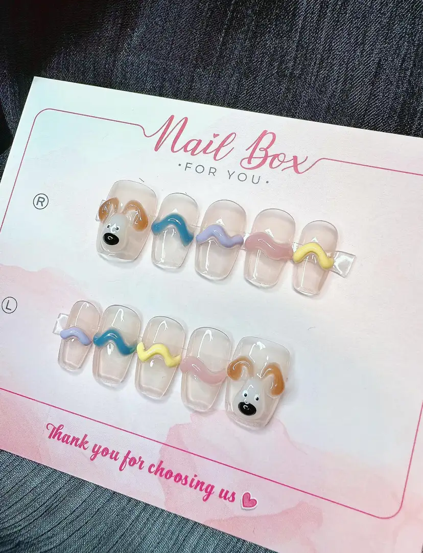 nail box đơn giản tươi sáng