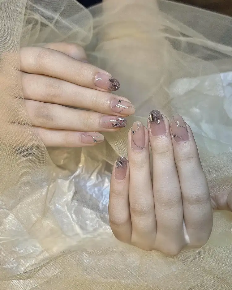 mẫu nail cho tay thô xinh đẹp bất ngờ