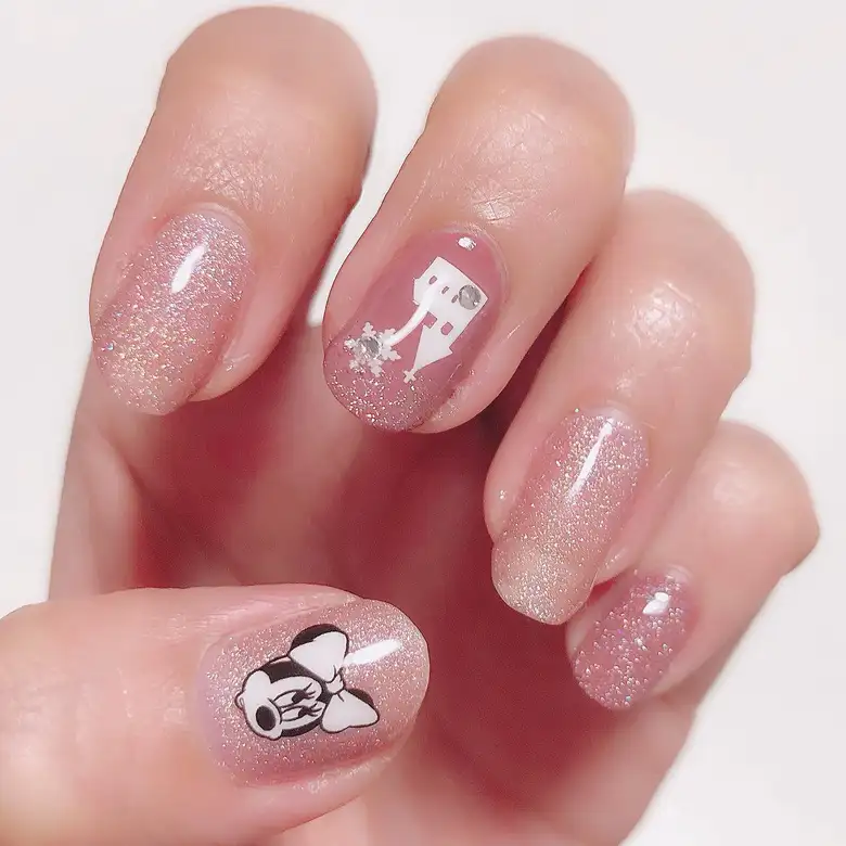 mẫu vẽ nail mickey dễ thương