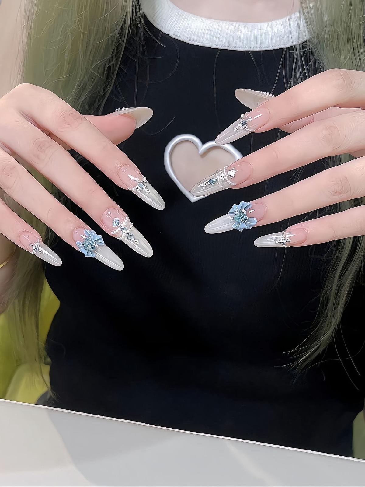 nail đính nơ đơn giản mà mạnh mẽ