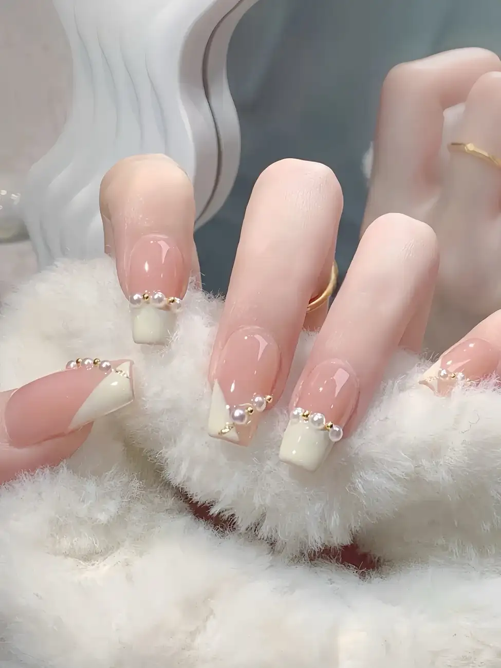 mẫu nail đơn giản cá tính phá cách