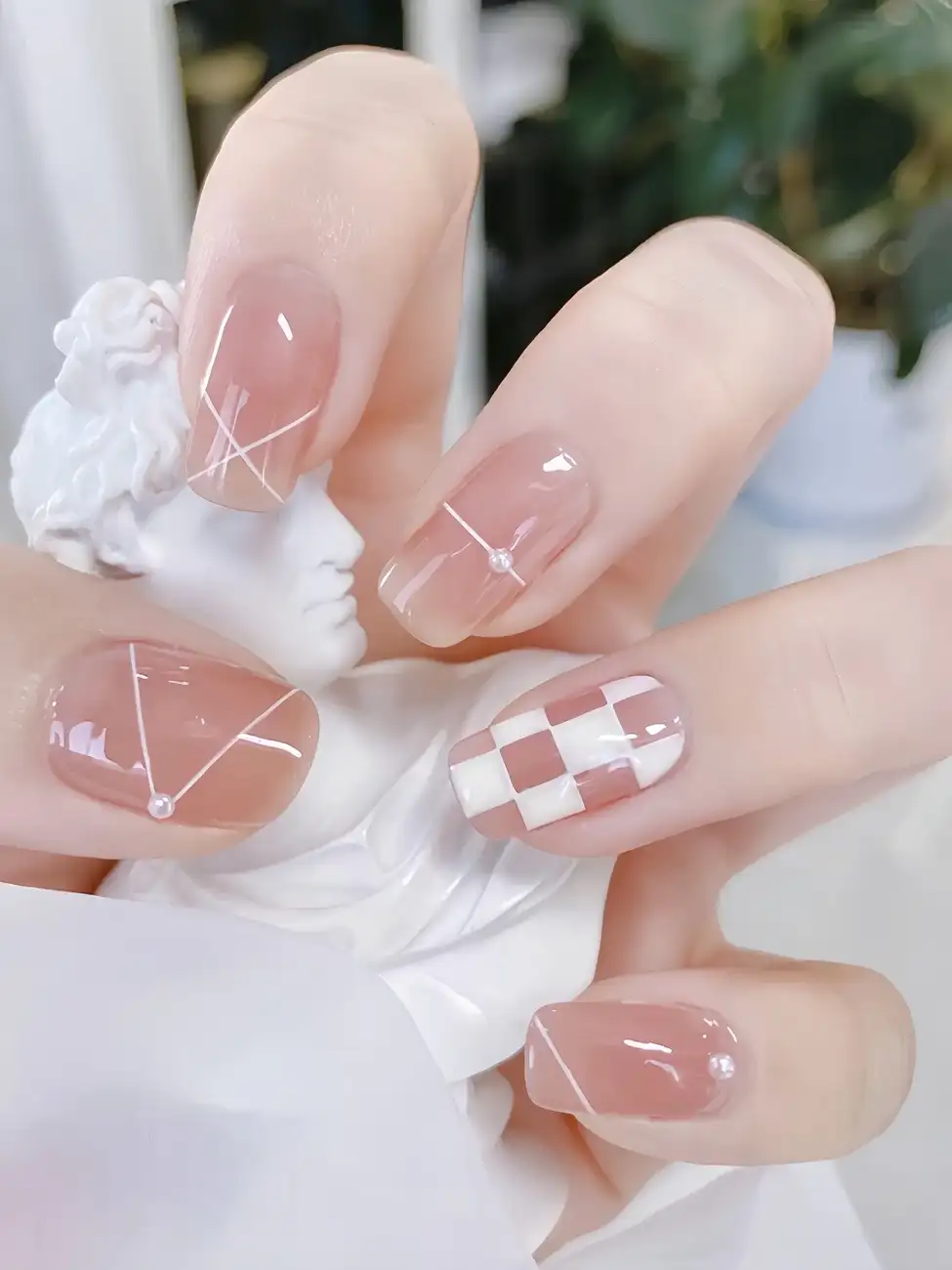 mẫu nail đơn giản cá tính ấn tượng