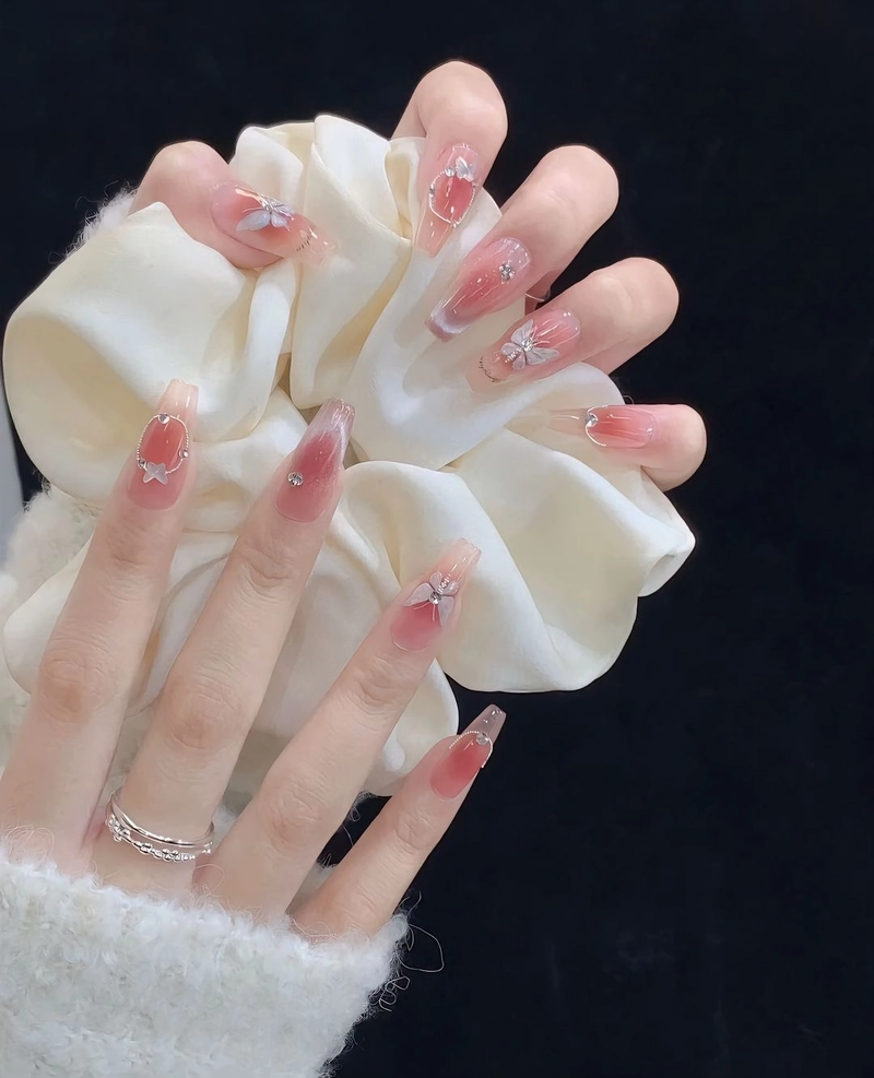 gơi ý mẫu nail màu hồng pastel ombre