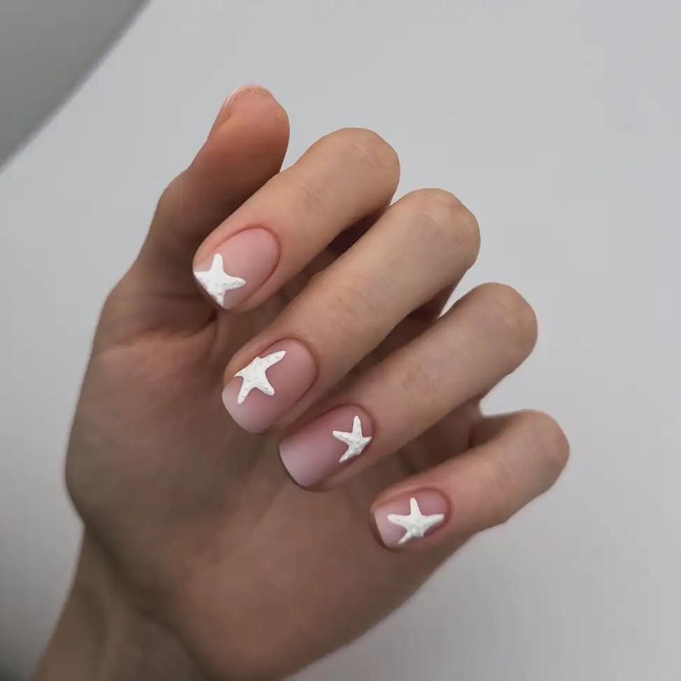 nail đẹp màu nail cho da ngăm đen nổi bật