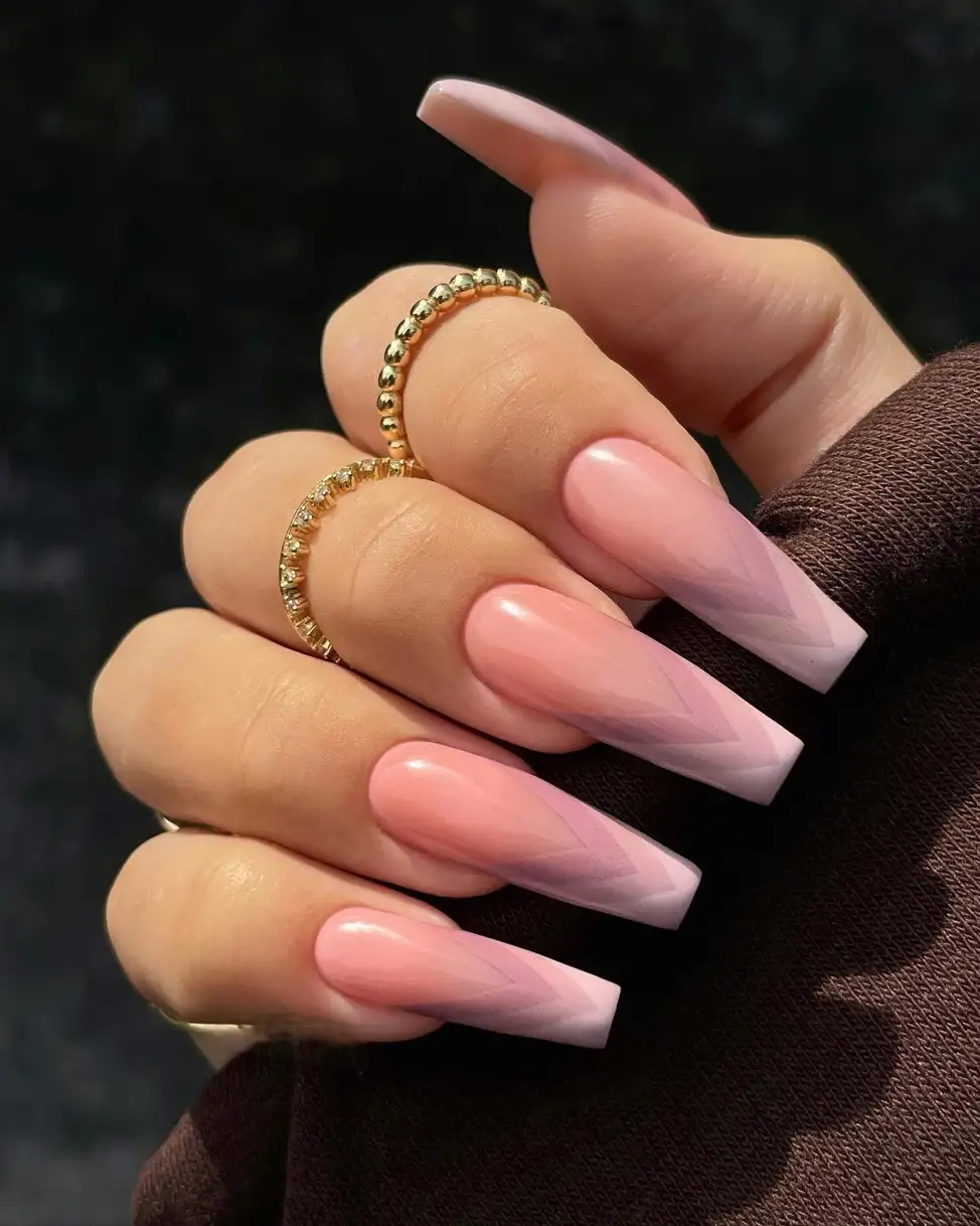 các mẫu nail đẹp cho da ngăm đơn giản