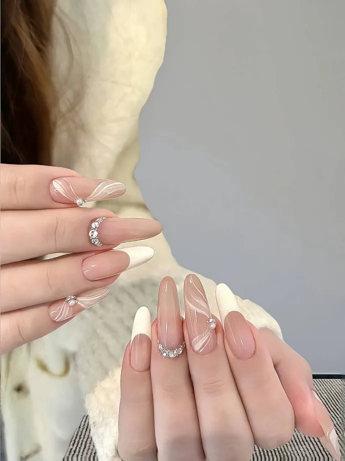 màu nail tôn da tay chị em cần biết 4