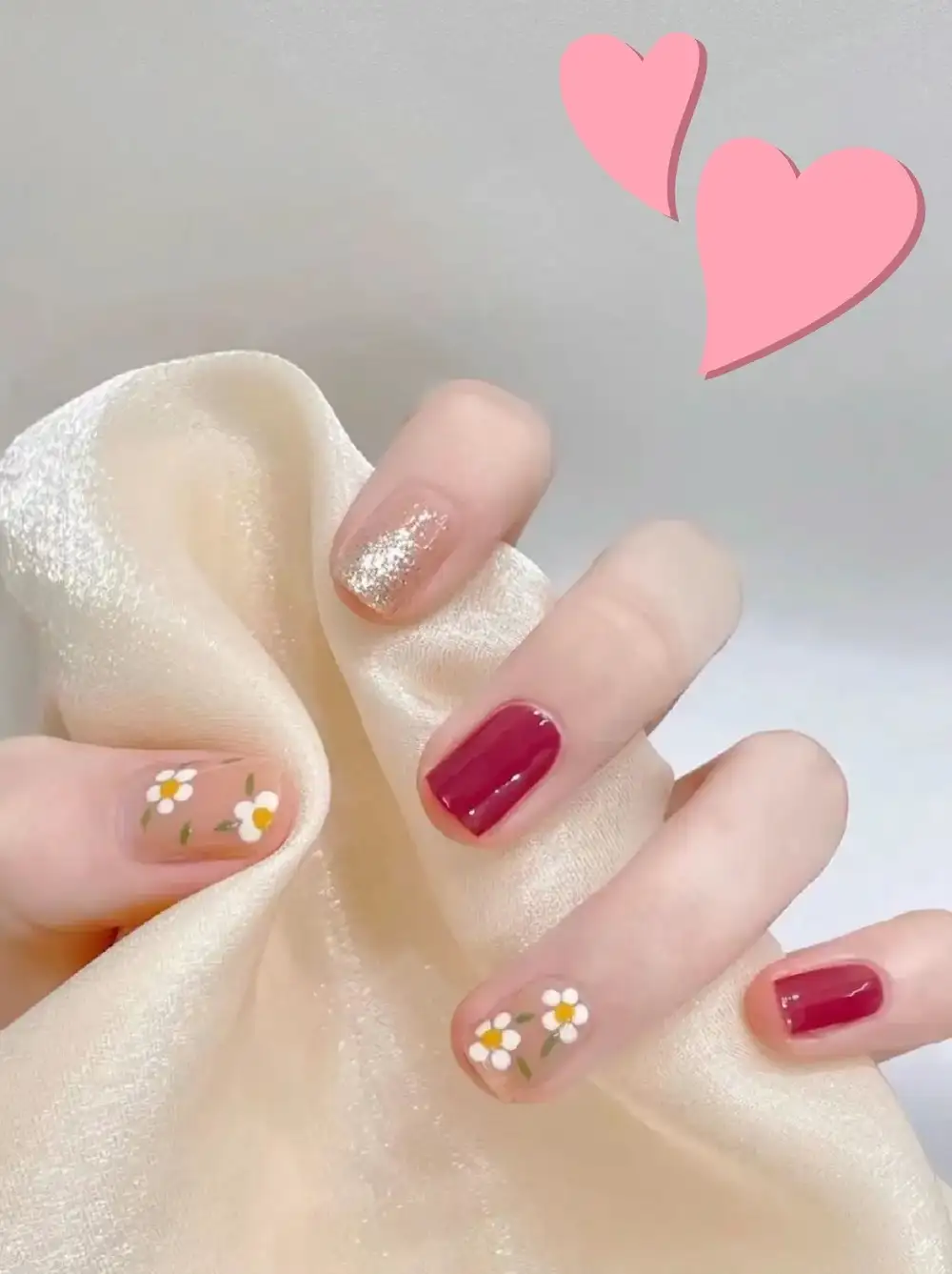 mẫu nail hoa cúc đẹp dịu dàng