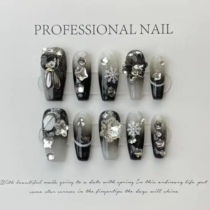 nail box đen bền màu