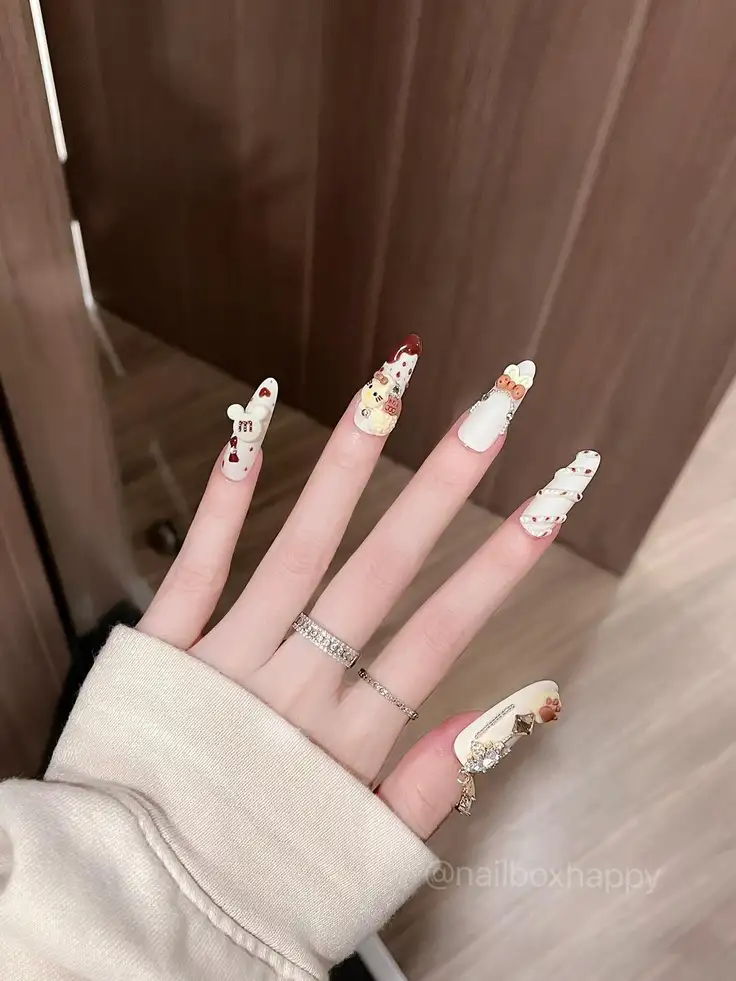 nail box màu trắng ngộ nghĩnh, đáng yêu