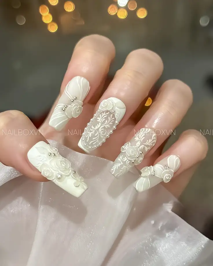 nail box sang chảnh thuần khiết