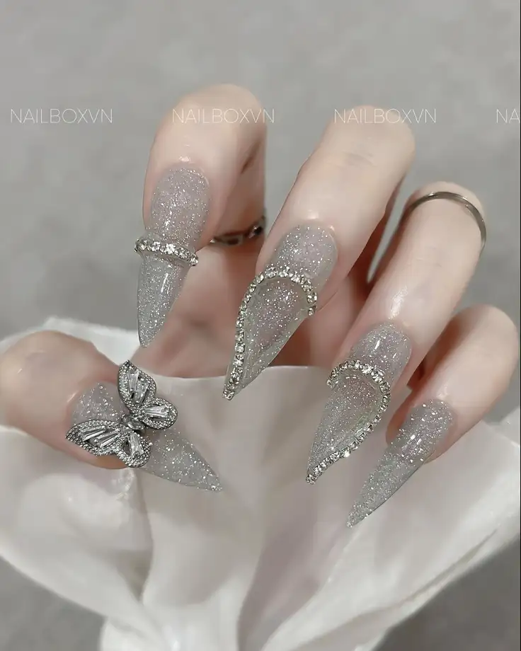 nail box sang chảnh tinh xảo 