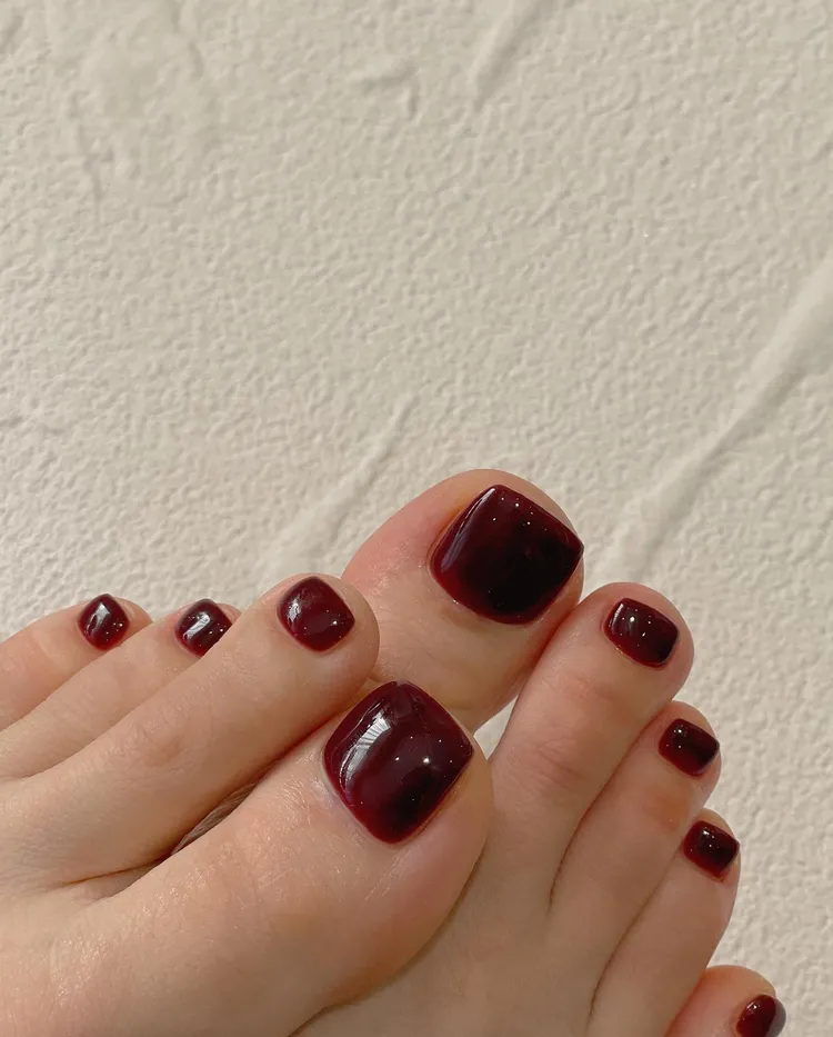 nail chân đỏ mận 2