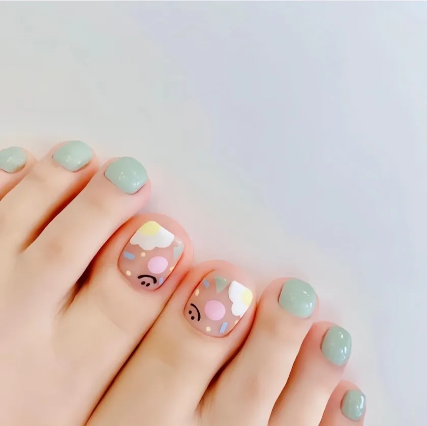 nail chân đơn giản lấp lánh