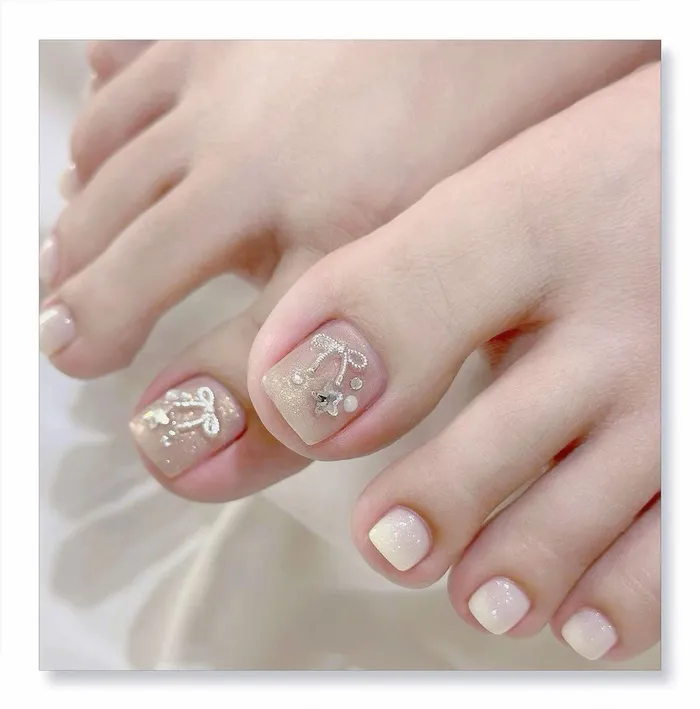 mẫu nail hàn quốc de thương long lanh