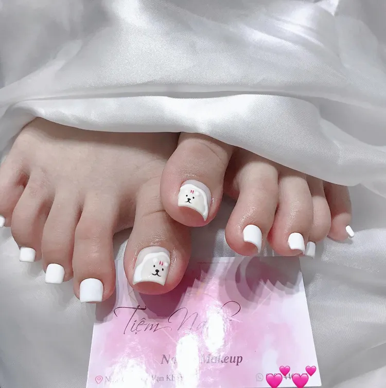 nail chân màu trắng 2