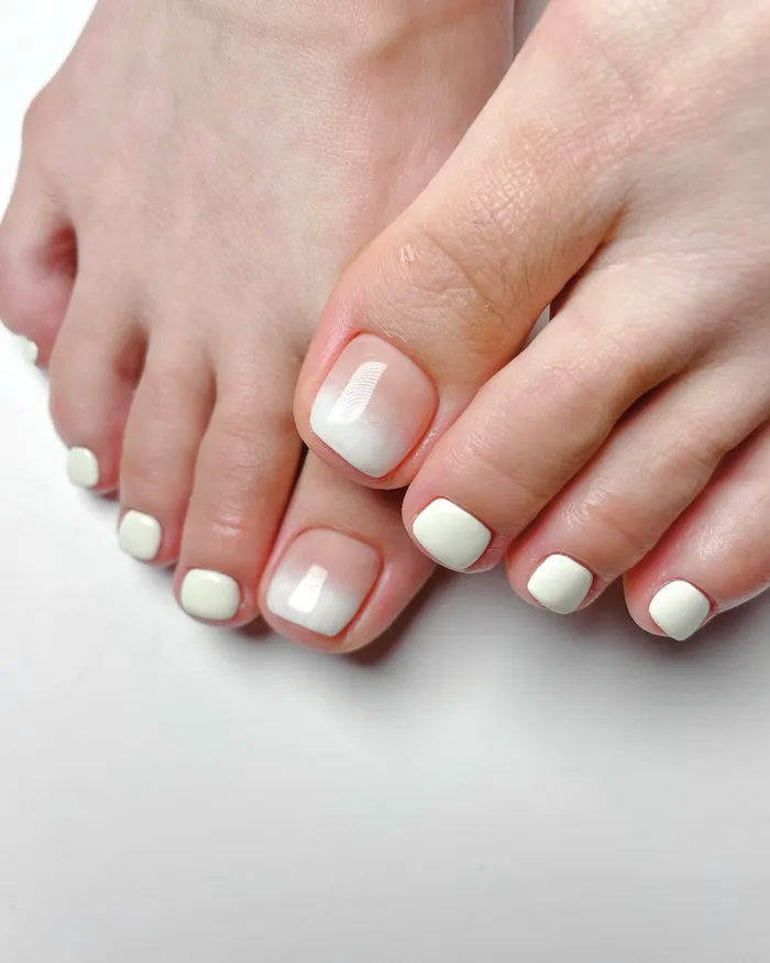 mẫu nail chân ombre chất