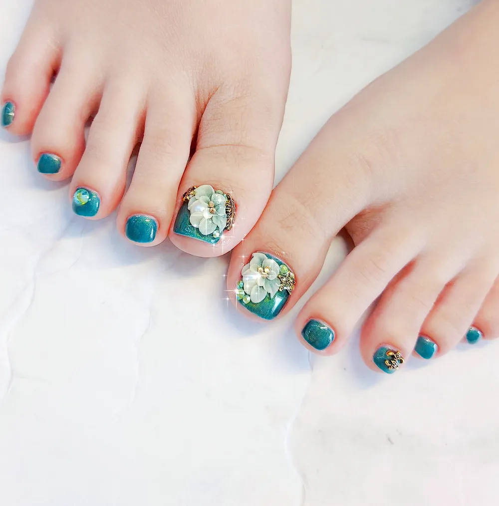 mẫu nail chân sang chảnh tinh tế 