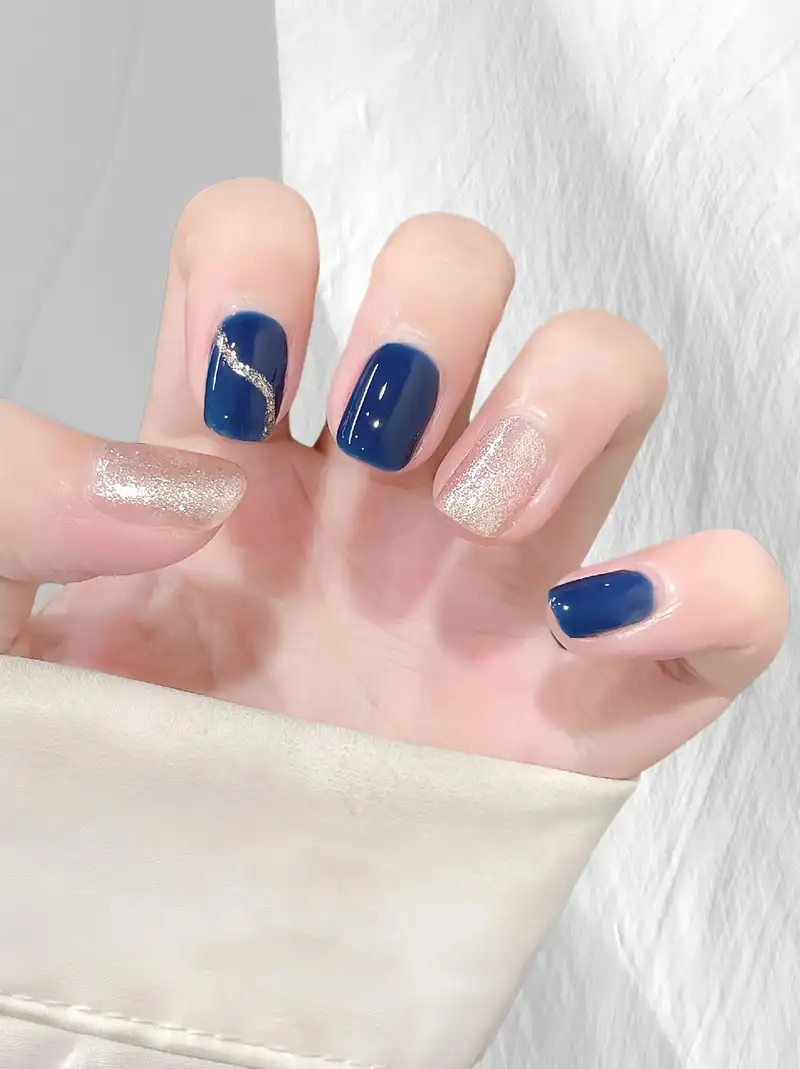 mẫu nail đi biển nhẹ nhàng