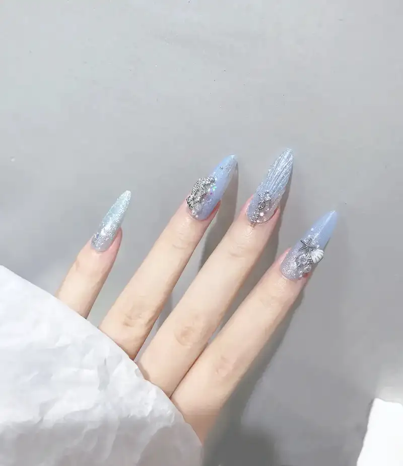 nail xinh đi biển đẹp