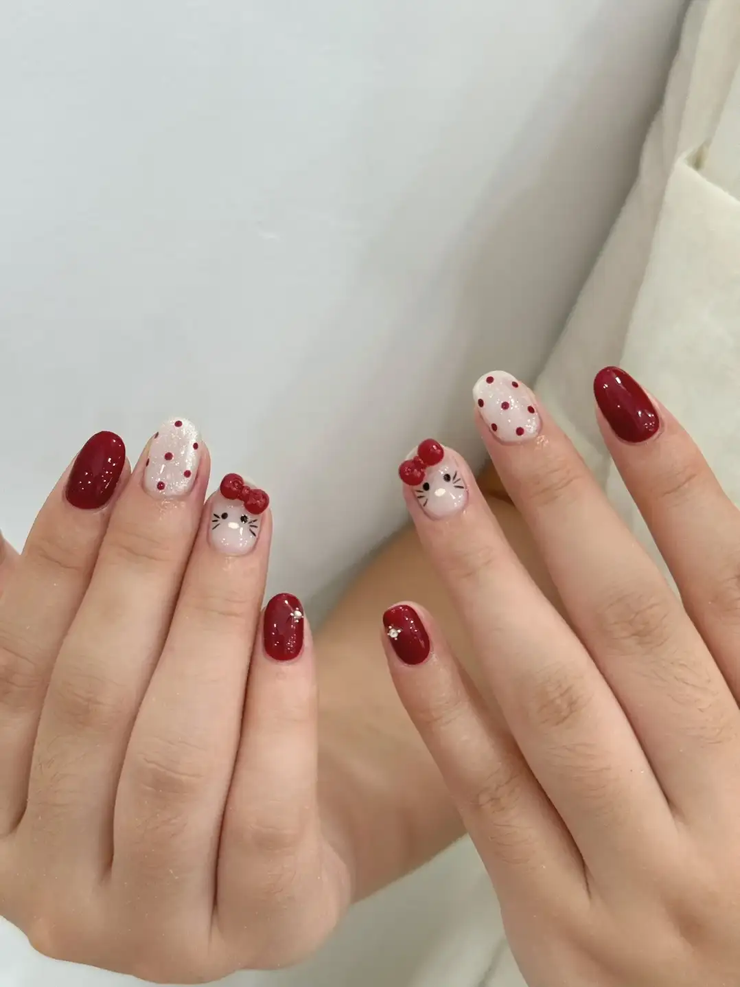 mẫu nail hello kitty đáng yêu