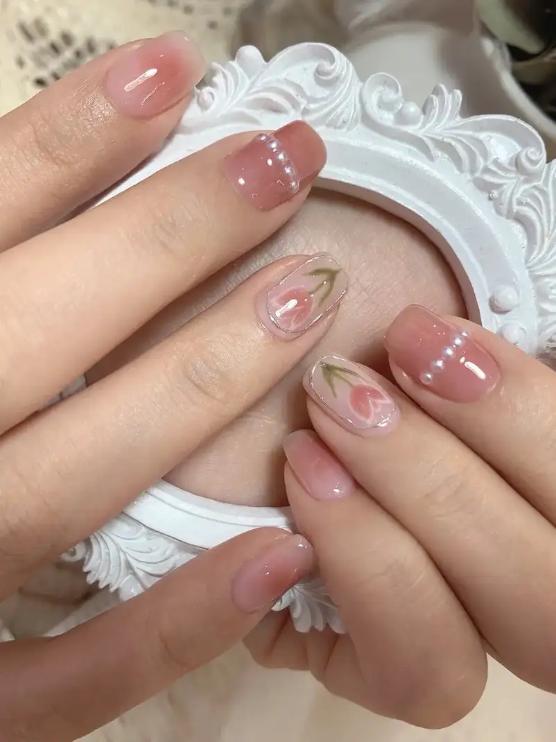 nail hoa tulip thiên nhiên