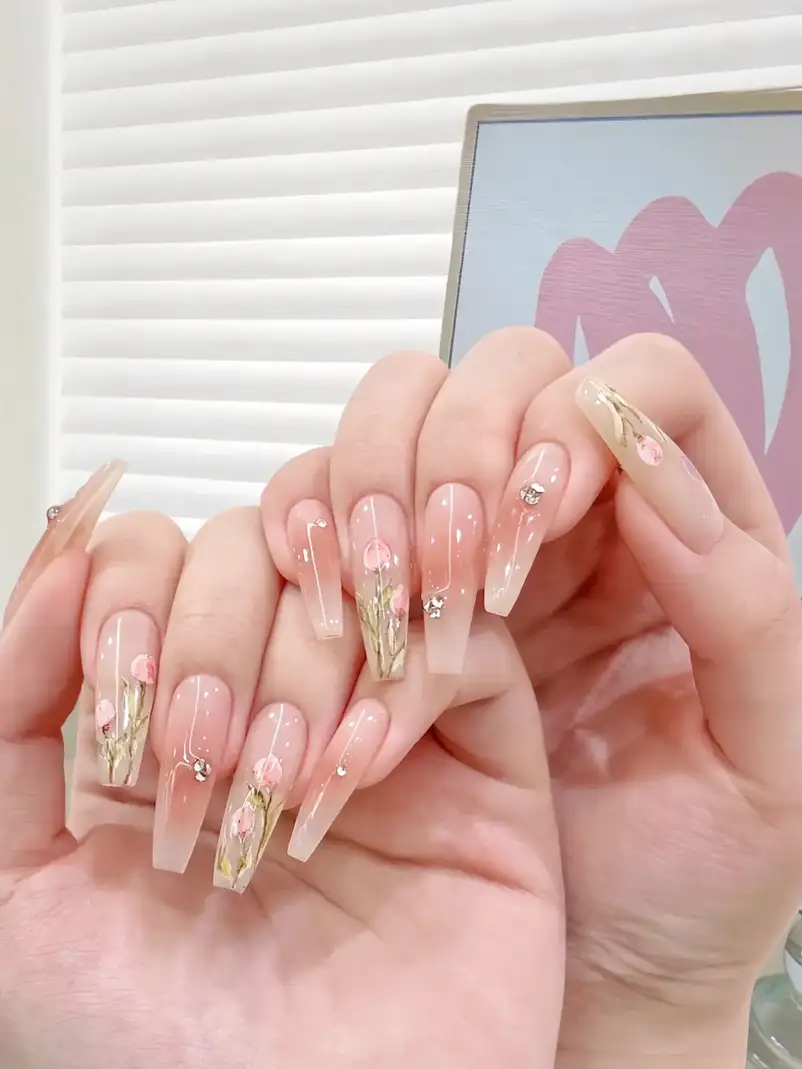 nail hoa tulip ngọt ngào, lãng mạn