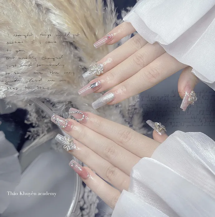 mẫu nail tay xinh dễ thương 4