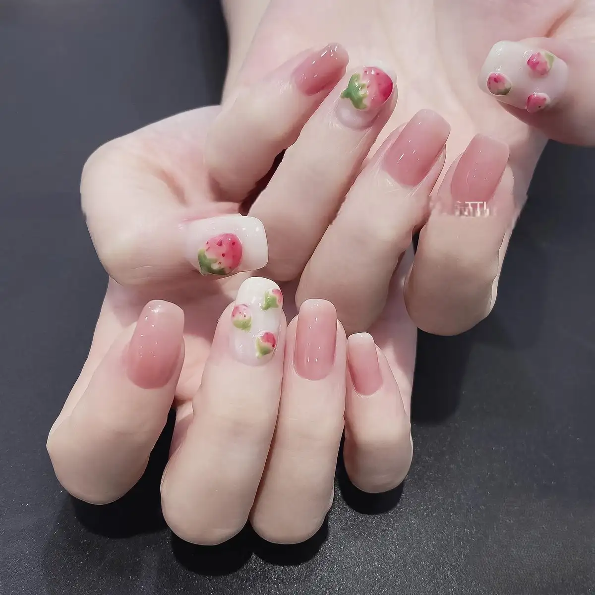 vẽ móng tay các mẫu nail đơn giản dễ thương độc đáo