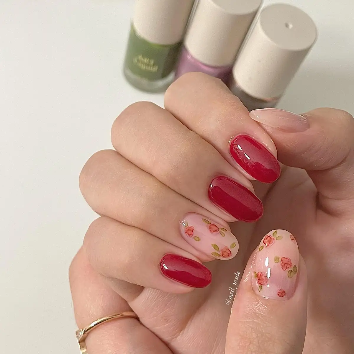 nail vẽ đơn giản mềm mại