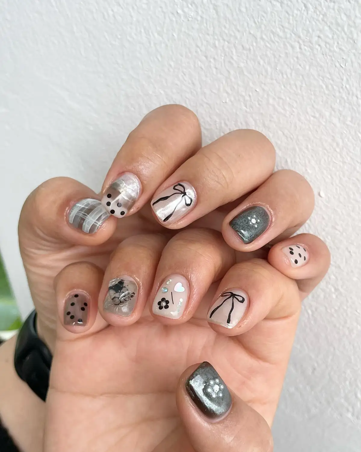 vẽ nail đơn giản cá tính