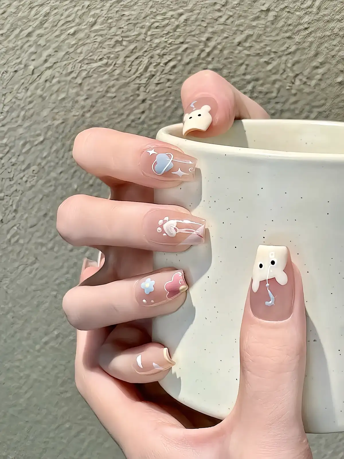 nail vẽ đơn giản thư thái và gần gũi