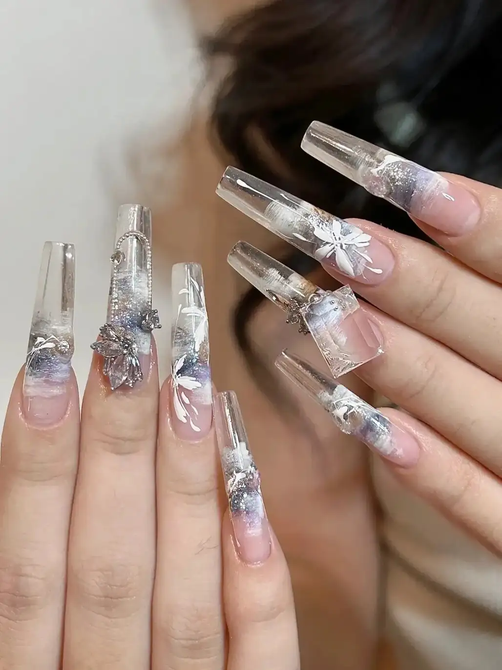 nails trong suốt thời thượng 