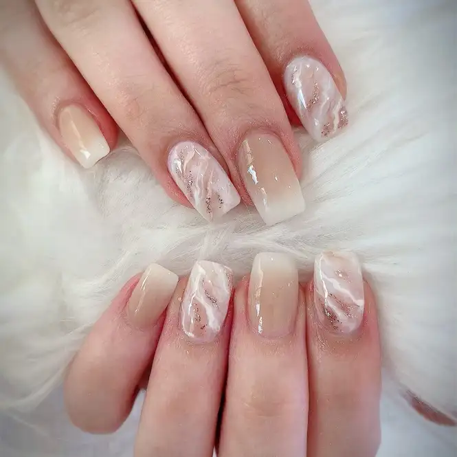 mẫu nail loang vân đá nhẹ nhàng 