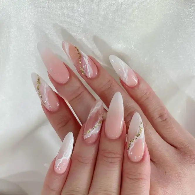 mẫu nail vân đá nhẹ nhàng