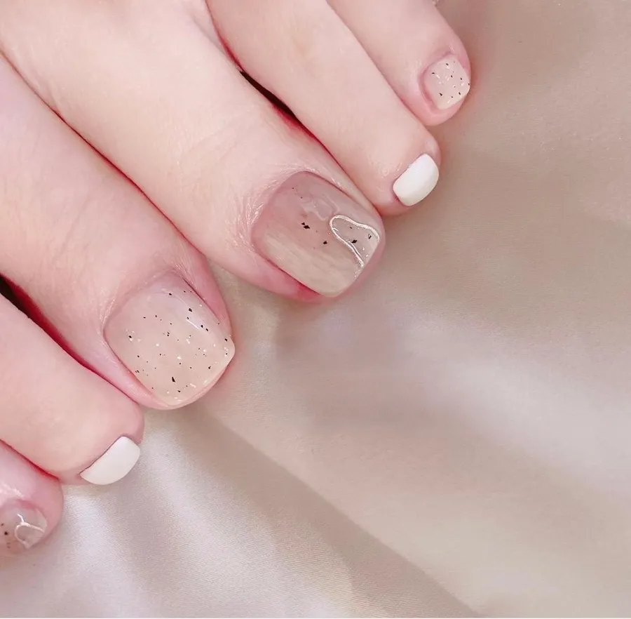 nails chân cute dễ thương 5