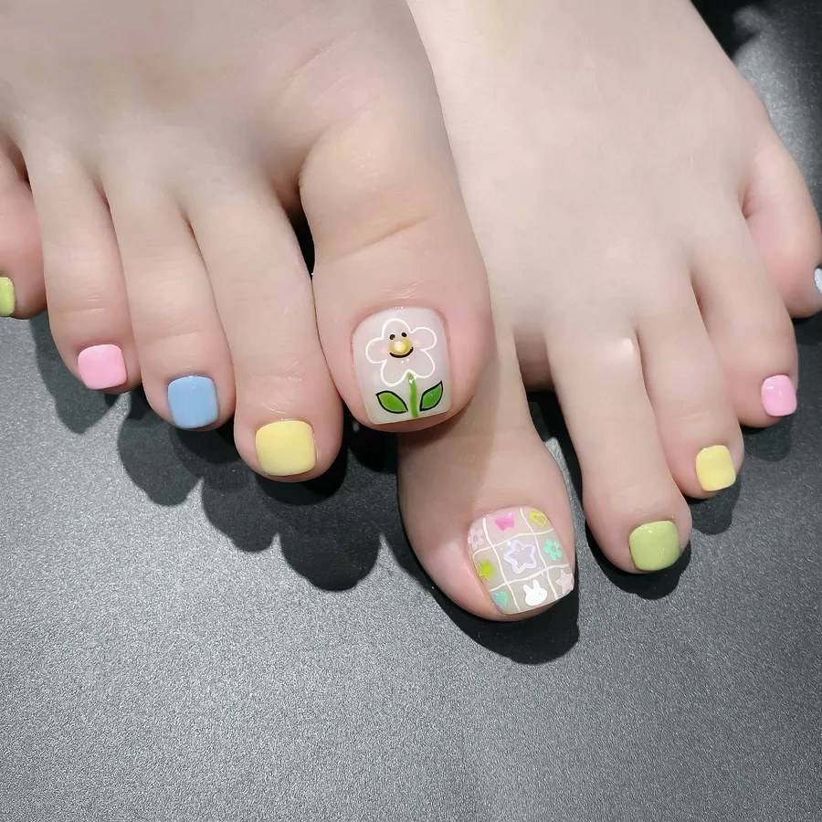 mẫu nail chân cute 9