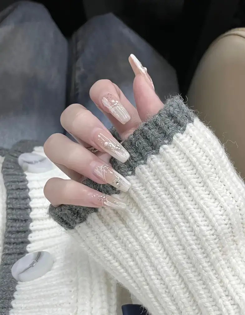 mẫu nail móng dài đẹp độc đáo, mới lạ