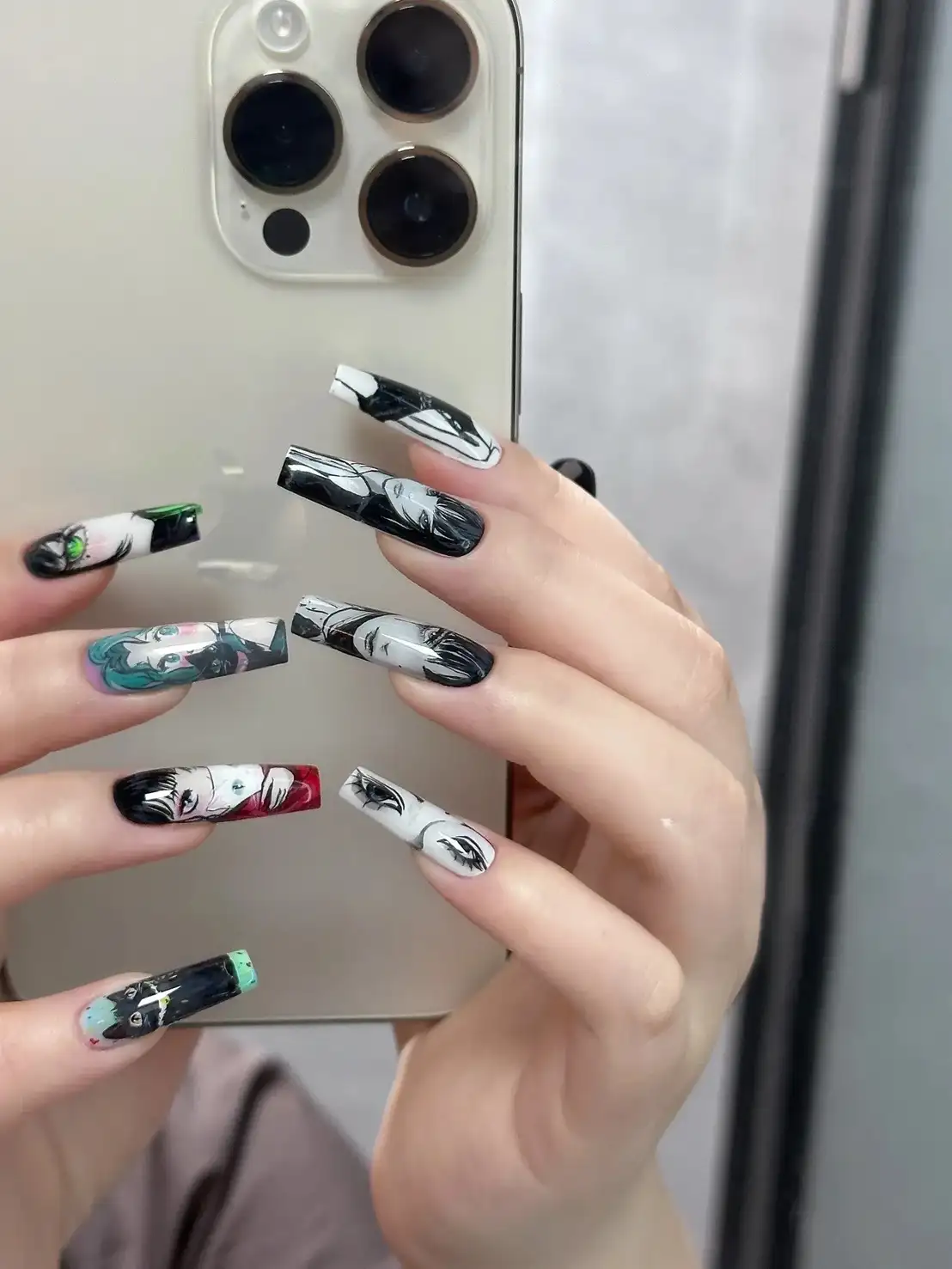 mẫu nail anime độc đáo, sáng tạo