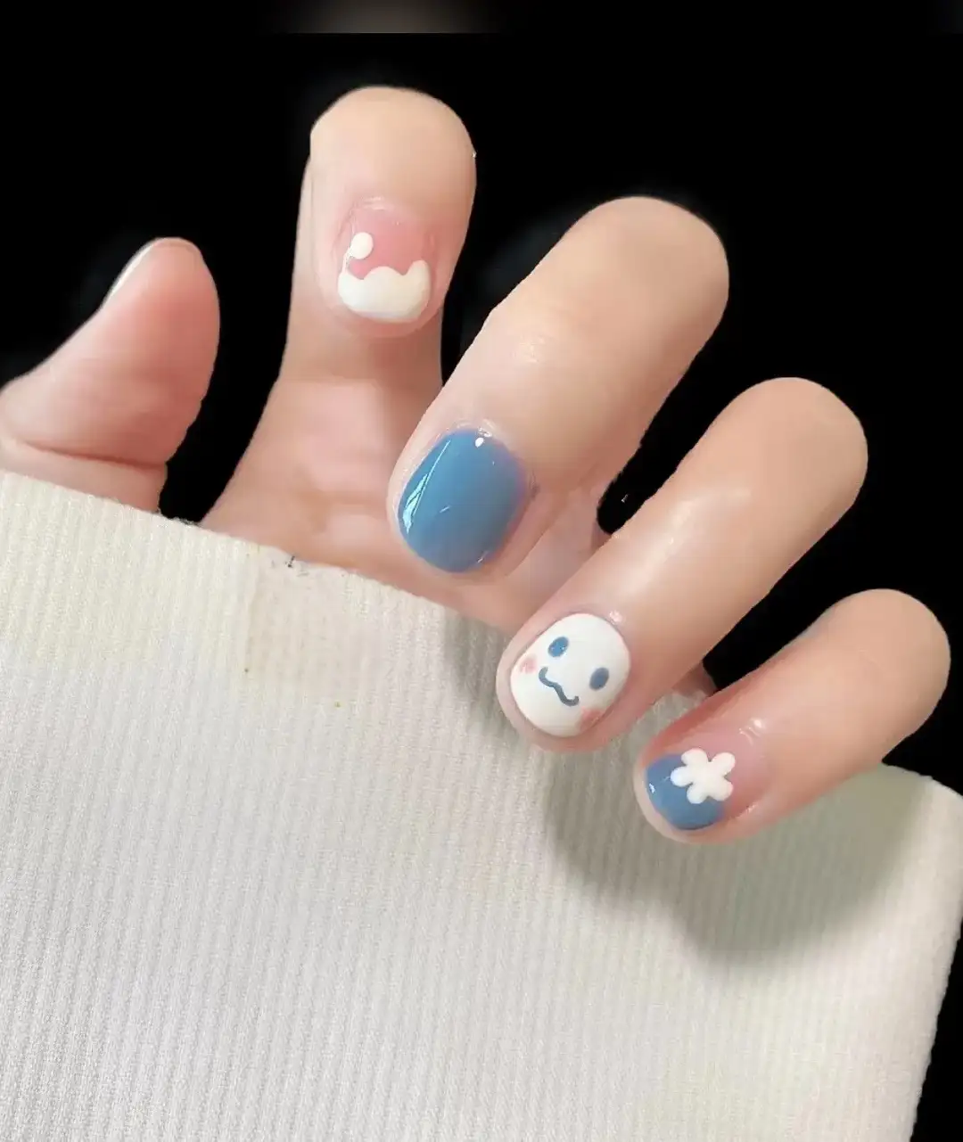 mẫu nail đẹp cho bé gái đáng yêu