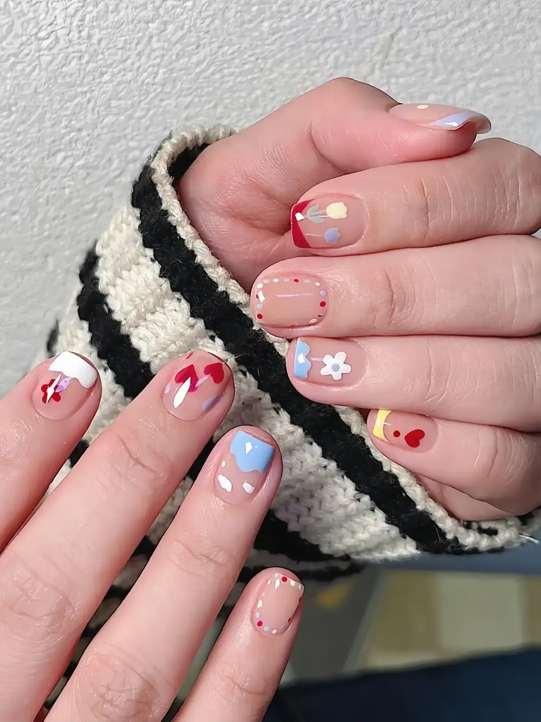 mẫu nail đẹp cho bé gái tươi tắn nhỏ xinh