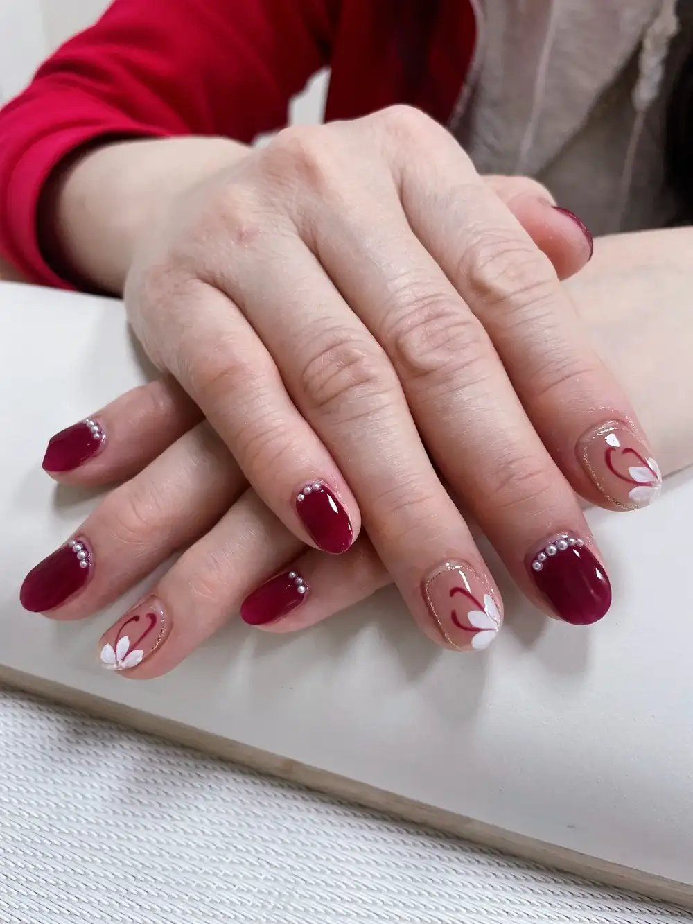 mẫu nail dành cho người lớn tuổi quý phái