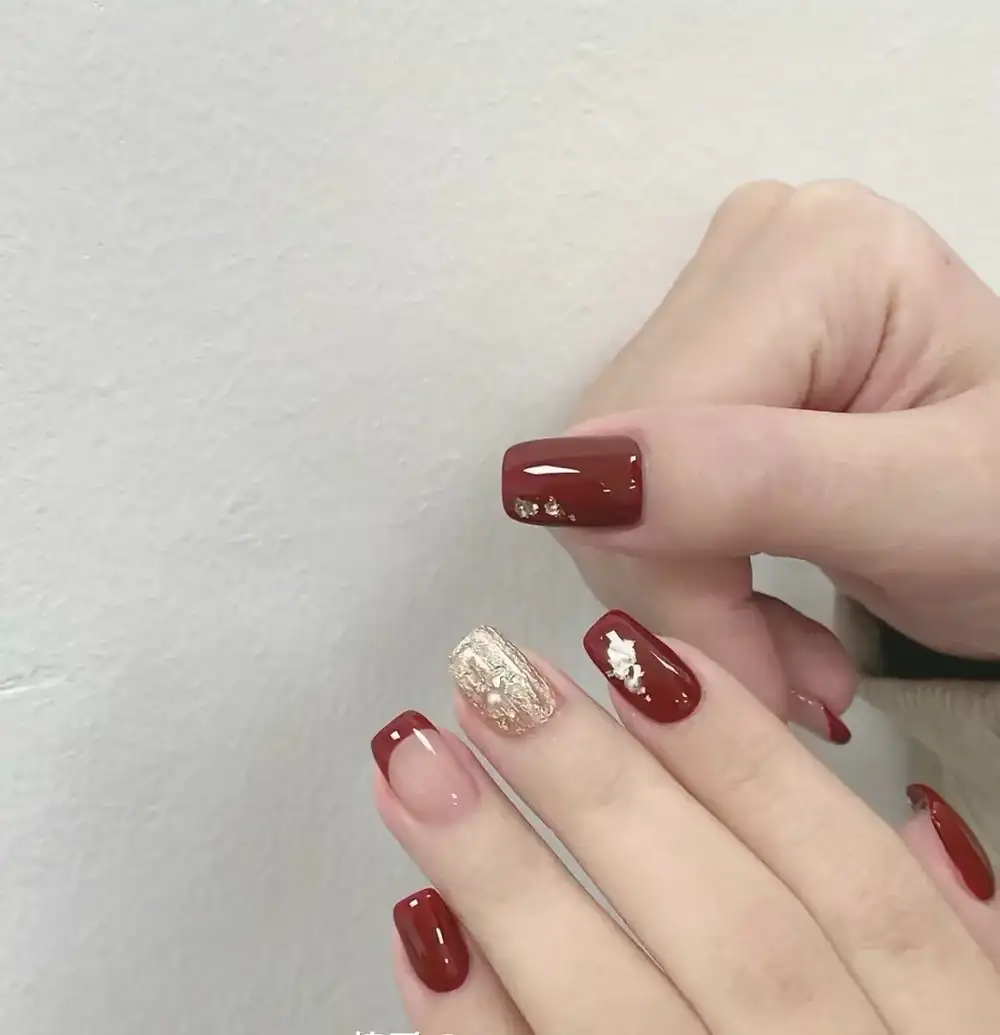 mẫu nail cho người lớn tuổi đơn giản